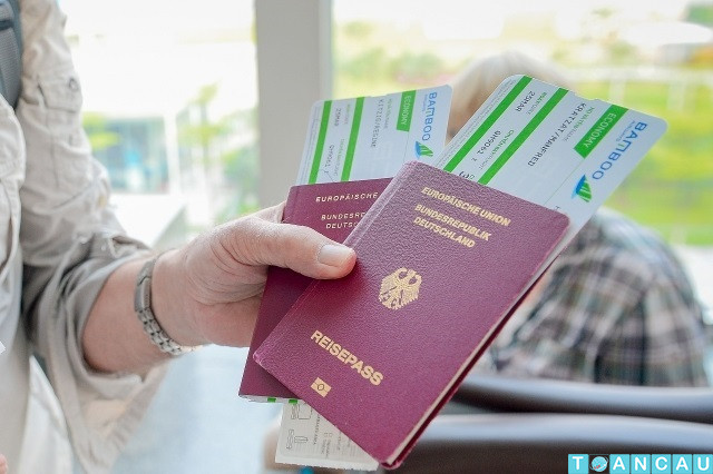 Hành khách cần chuẩn bị đầy đủ giấy tờ tùy thân cần thiết trước khi ra sân bay